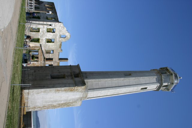 Demonstrat intern, extern direct & bounced flash - Dirty sensor, result at F16
(Click on the picture for the full-size version)