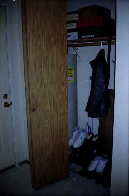 Pictures from another millenium
(Click on the picture for the full-size version)