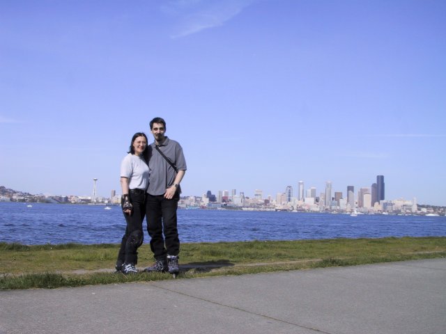 Roller-blading in a sunny afternoon at Alky Beach
(Click on the picture for the full-size version)