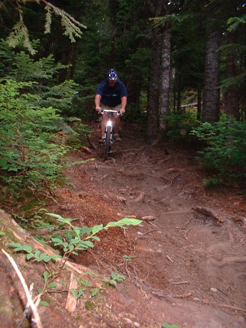 Alin Constantin's Photography - Mountain Biking 08/03/2002
(Click on the picture for the full-size version)