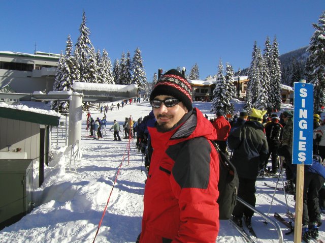 Alin Constantin's Photography - At Stevens Pass, 02-23-2003
(Click on the picture for the full-size version)