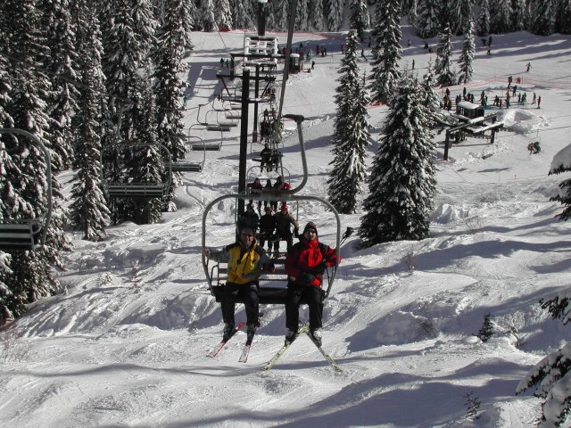 At Stevens Pass, 02-23-2003
(Click on the picture for the full-size version)