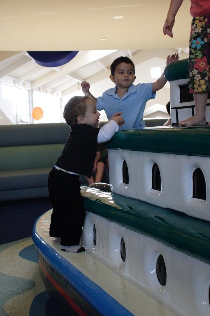 In Bellevue Square
(Click on the picture for the full-size version)