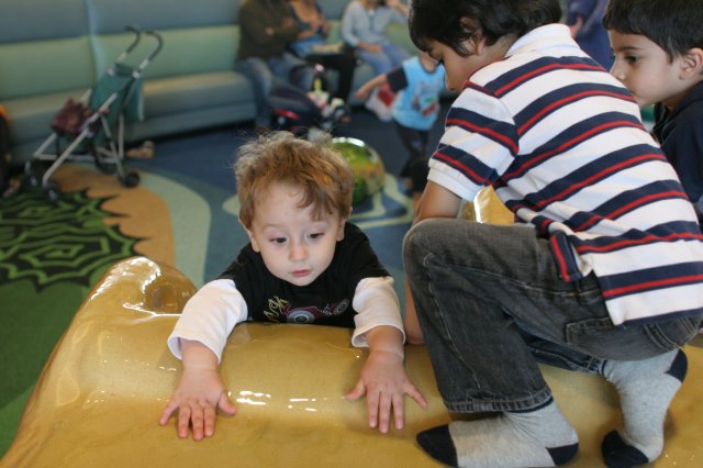 In Bellevue Square
(Click on the picture for the full-size version)