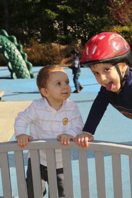 In Crossroads parks, 03/30
(Click on the picture for the full-size version)