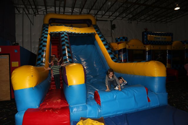 Robert Birthday, 03/31
(Click on the picture for the full-size version)