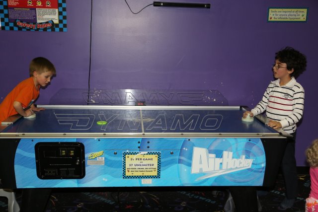 Robert Birthday, 03/31
(Click on the picture for the full-size version)