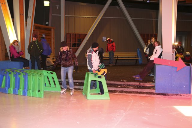At the ice skating rink [2I6A7056.JPG]