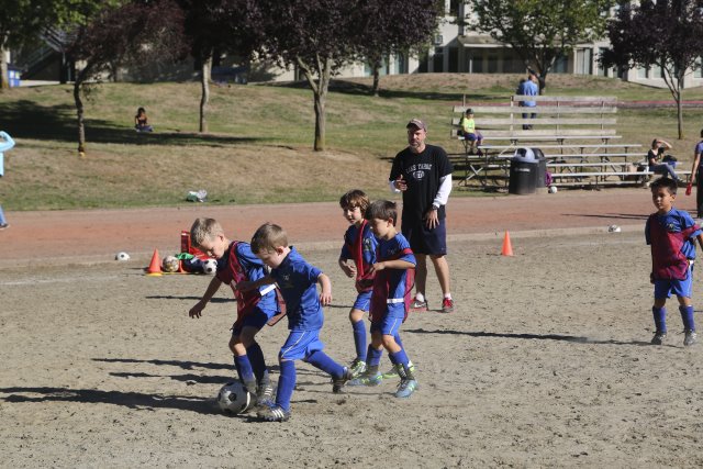 First day of soccer, Lake Hills Soccer Club, 9/13
(Click on the picture for the full-size version)