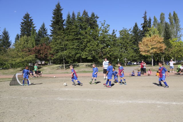 First day of soccer, Lake Hills Soccer Club, 9/13
(Click on the picture for the full-size version)