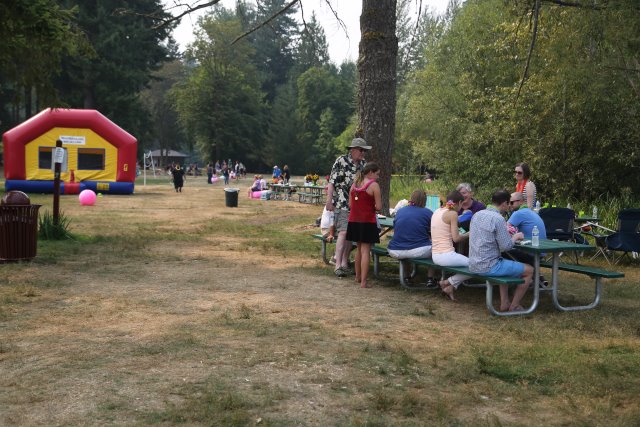 Alin Constantin's Photography - WFHS Picnic
(Click on the picture for the full-size version)