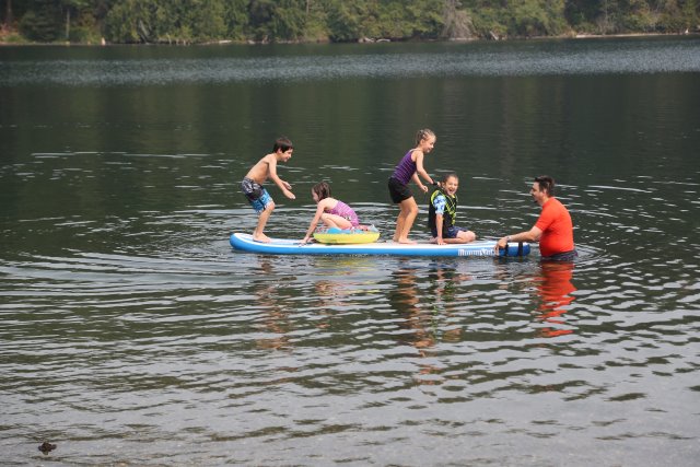 WFHS Picnic
(Click on the picture for the full-size version)