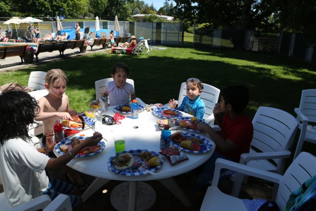 Pool party with the soccer team, 06/04
(Click on the picture for the full-size version)