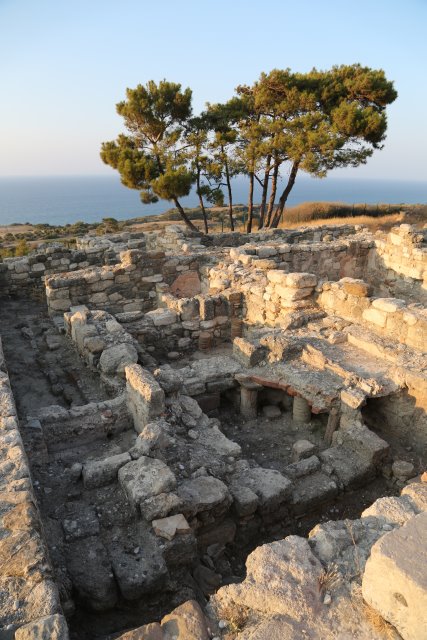 Kamiros
(Click on the picture for the full-size version)