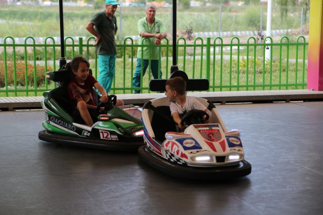 Vacation in Romania 2016, Bucuresti
(Click on the picture for the full-size version)