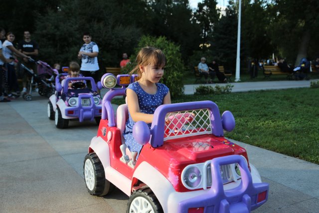 Vacation in Romania 2016, Bucuresti
(Click on the picture for the full-size version)