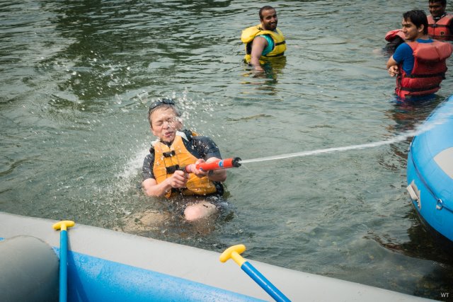 Rafting Wenatchee River
(Click on the picture for the full-size version)