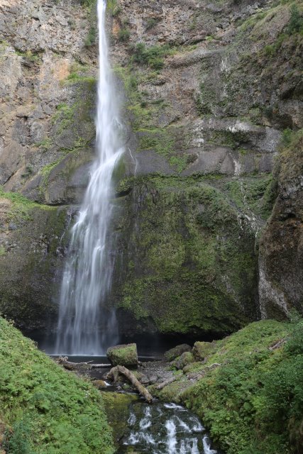 Wahkeena, Multhomah, Horsetail falls
(Click on the picture for the full-size version)