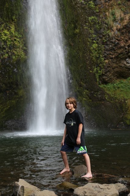 Alin Constantin's Photography - Wahkeena, Multhomah, Horsetail falls
(Click on the picture for the full-size version)