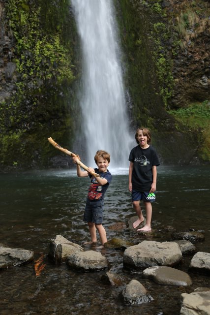 Wahkeena, Multhomah, Horsetail falls
(Click on the picture for the full-size version)