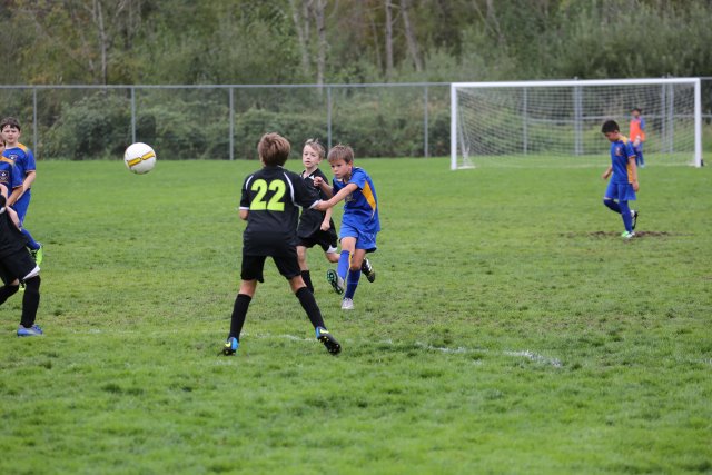 Vlad Soccer vs. Northbend FC, 9/09
(Click on the picture for the full-size version)