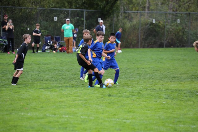 Vlad Soccer vs. Northbend FC, 9/09
(Click on the picture for the full-size version)