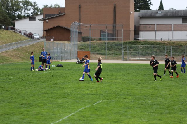 Vlad Soccer vs. Northbend FC, 9/09
(Click on the picture for the full-size version)