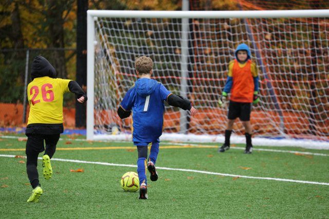 Vlad Final Soccer Match 11/11
(Click on the picture for the full-size version)