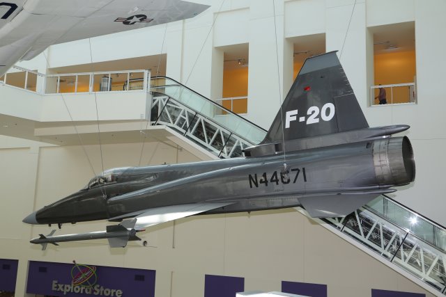 At California Science Museum, 2/22
(Click on the picture for the full-size version)