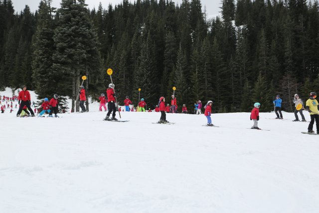 Last ski day and Powederpigs Snake, 3/18
(Click on the picture for the full-size version)