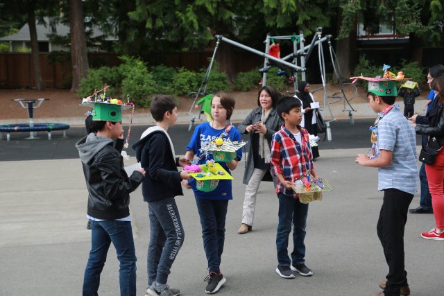 Vlad graduation, 6/19
(Click on the picture for the full-size version)