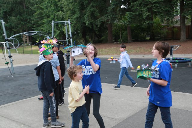 Vlad graduation, 6/19
(Click on the picture for the full-size version)